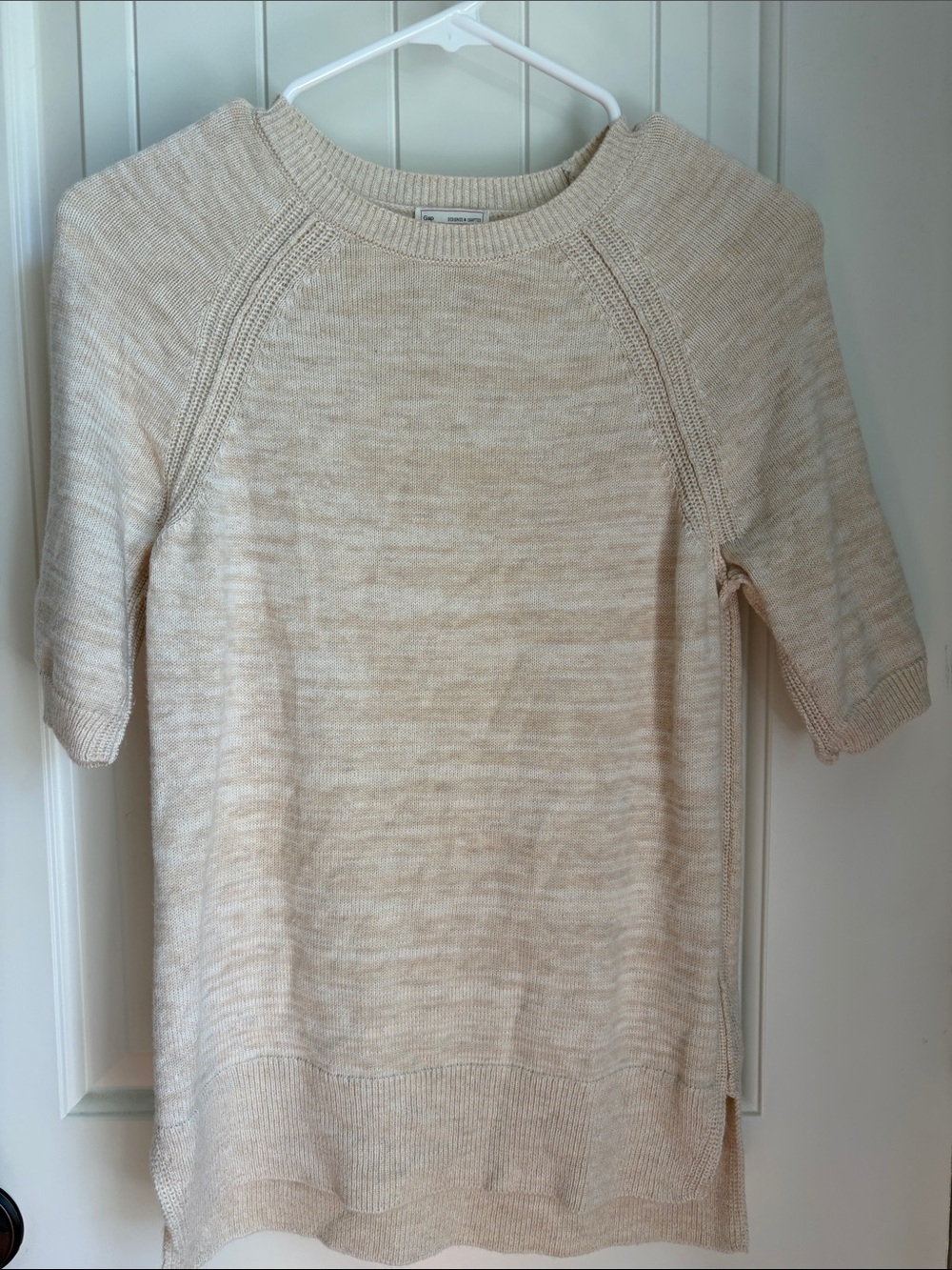 GAPLight Cream Short-Sleeve Knit Sweater